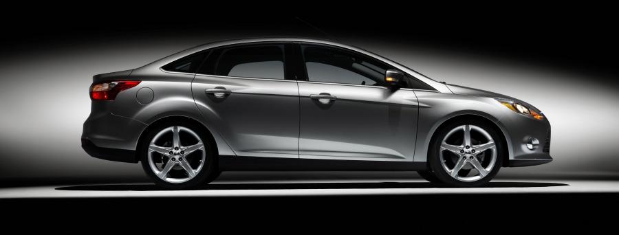  Ford Focus Sedan 2010 года  (фото 9 из 25)